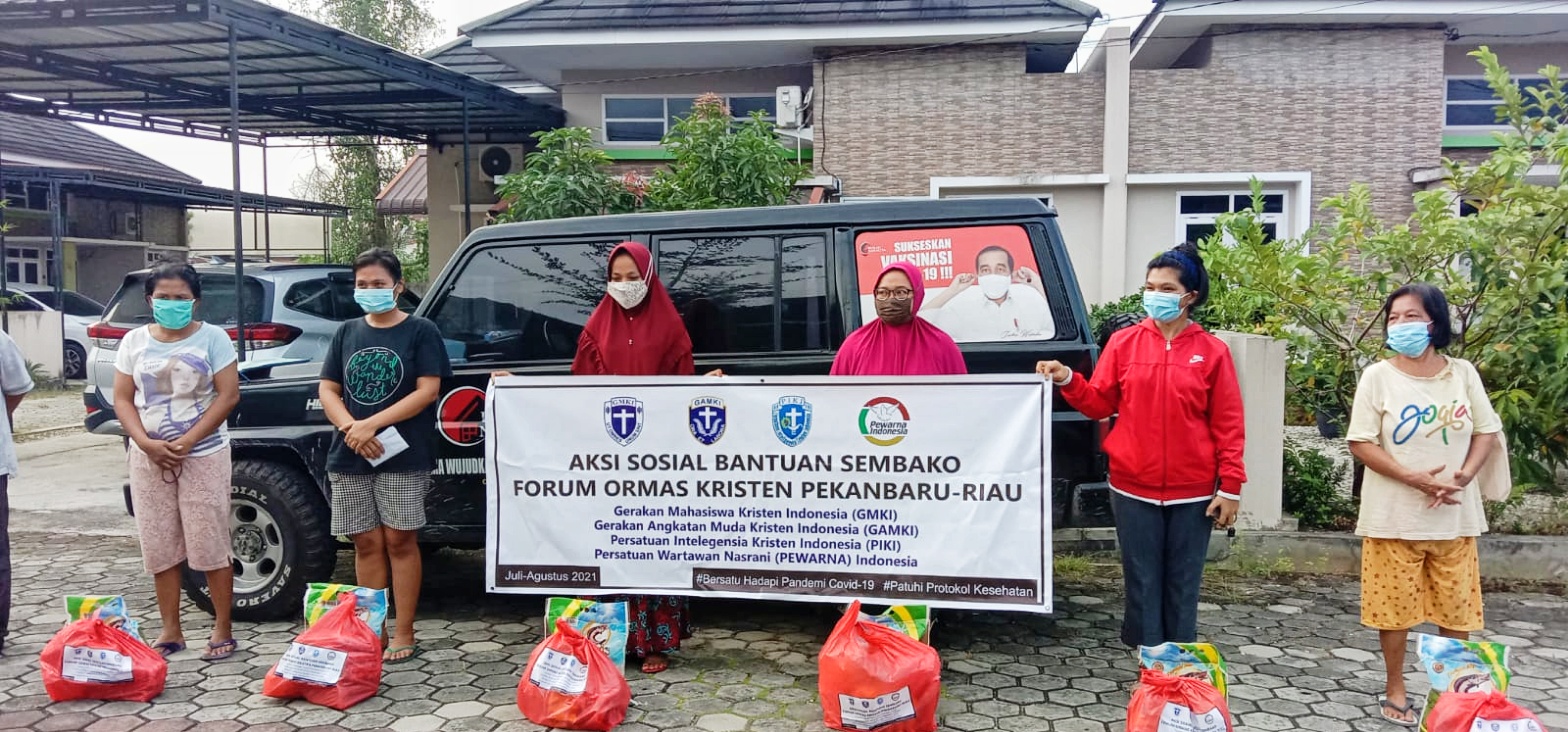 Bantuan PPKM tak Kunjung Turun, Ormas Kristen Riau Bagikan Sembako