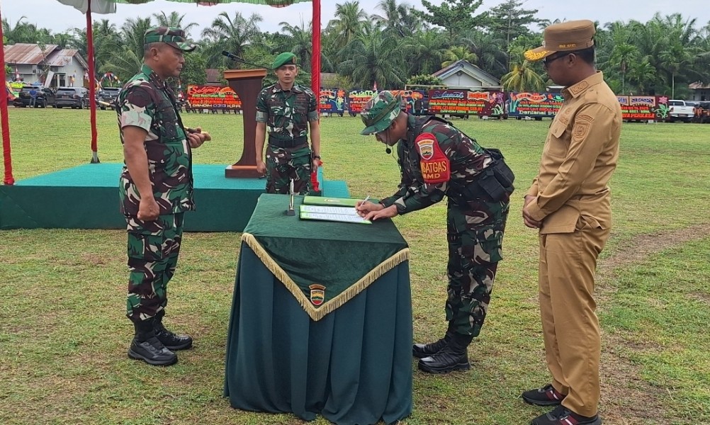 Wujudkan Kebersamaan TNI dan Rakyat, Danrem 031/Wira Bima Tutup TMMD Ke -125 di Kabupaten Rohil