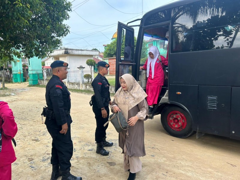 Brimob Polda Riau Hadirkan Program Bus Sekolah Gratis untuk Anak Personel dan Masyarakat