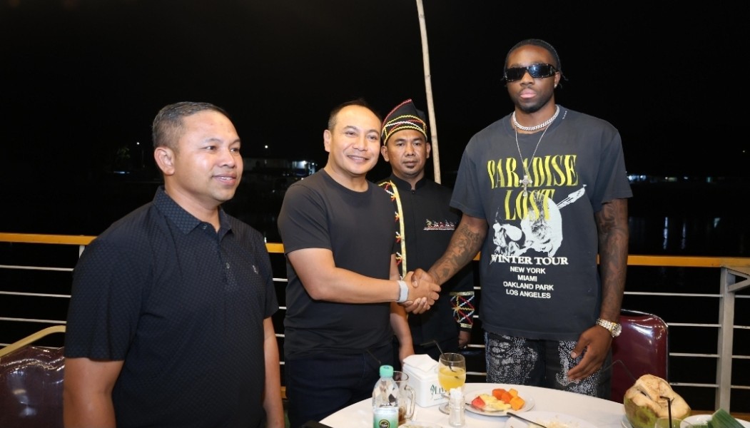 Melly Mike Bertemu Kapolda Riau: Terima Kasih Sudah Membuat Sungai Bersih