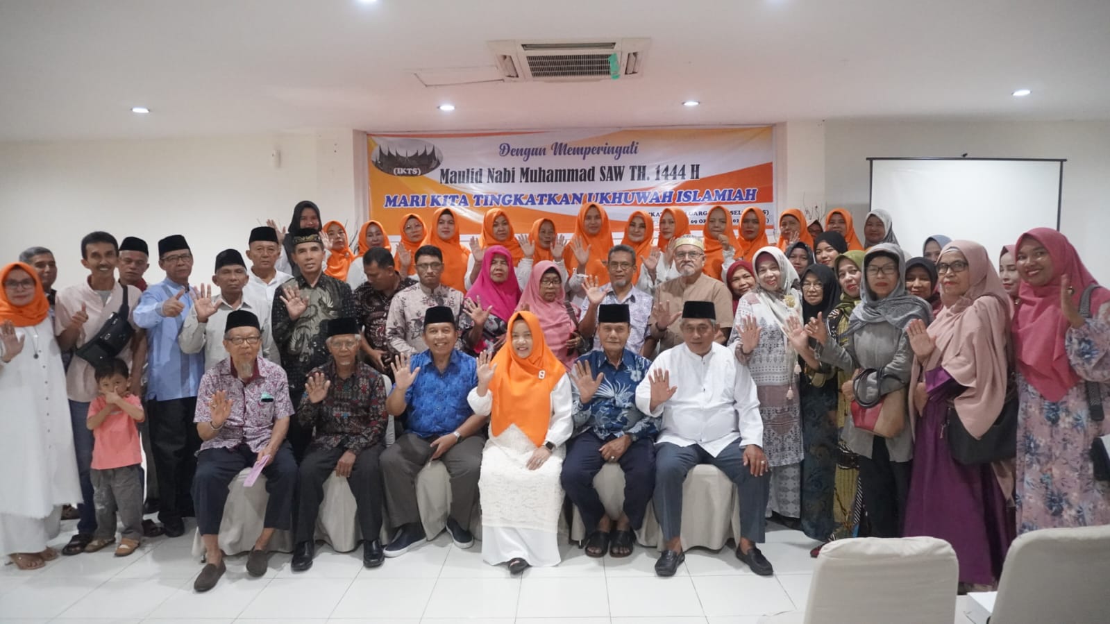 IKTS Pekanbaru Gelar Maulid Nabi Muhammad SAW, Liswarti: Tingkatkan Ukhuwah Islamiah