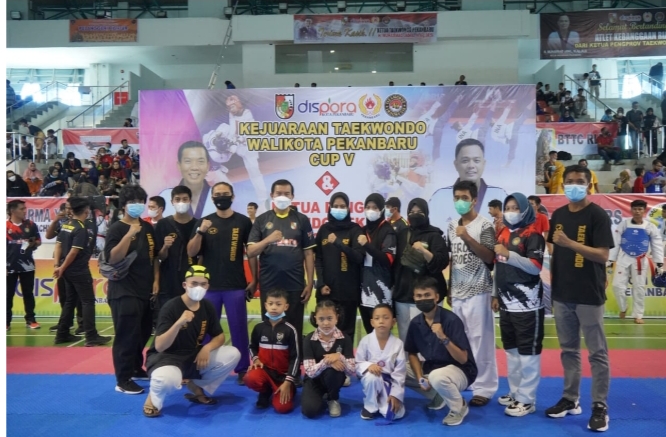 Walikota Pekanbaru Buka Kejuaraan Taekwondo Di GOR Remaja