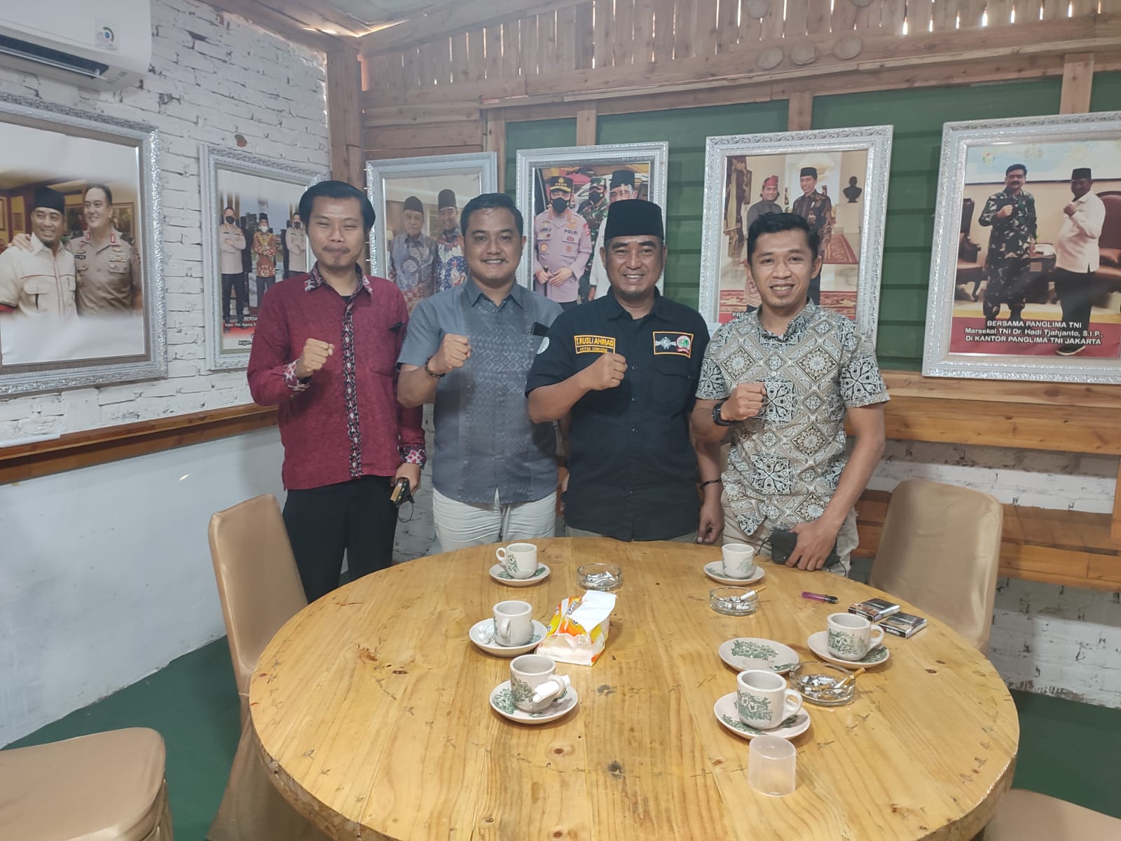 Ketua PWNU Riau T. Rusli Ahmad sambut kunjungan silaturahmi sekjen PB HMI MPO dan Jajaran