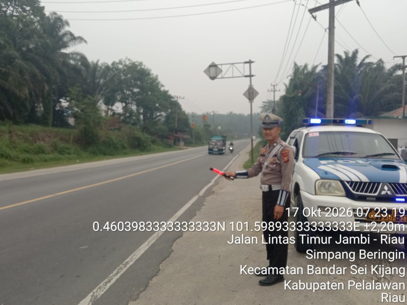 POLSEK BANDAR SEI KIJANG KEMBALI LAKSANAKAN PATROLI PREVENTIF DAN PENGATURAN ARUS LALU LINTAS DI JALINTIM