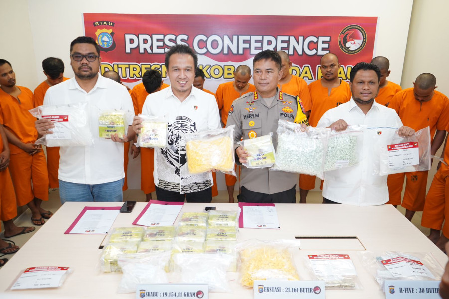 Ditnarkoba Polda Riau Ungkap Jaringan Narkoba Internasional Yang Dikendalikan Napi Lapas Narkotika Langkat Sumut