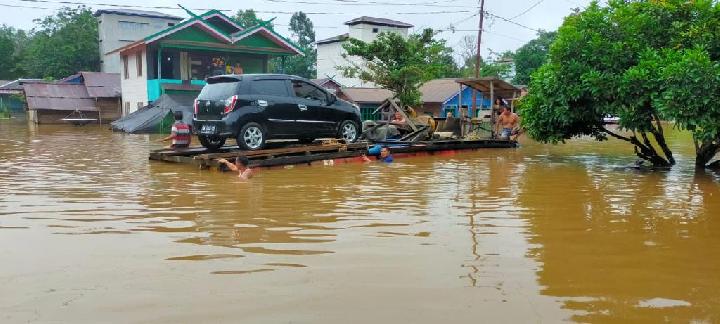 Jalan Trans-Kalimantan di Kalimantan Tengah Terendam Banjir, Akses Jalan Terputus