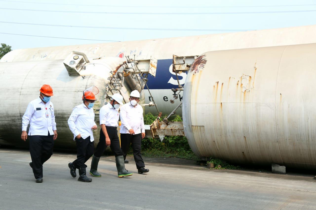 Kunjungi Produsen Oksigen Terbesar di Indonesia, Menko PMK Pastikan Ketersedian Oksigen