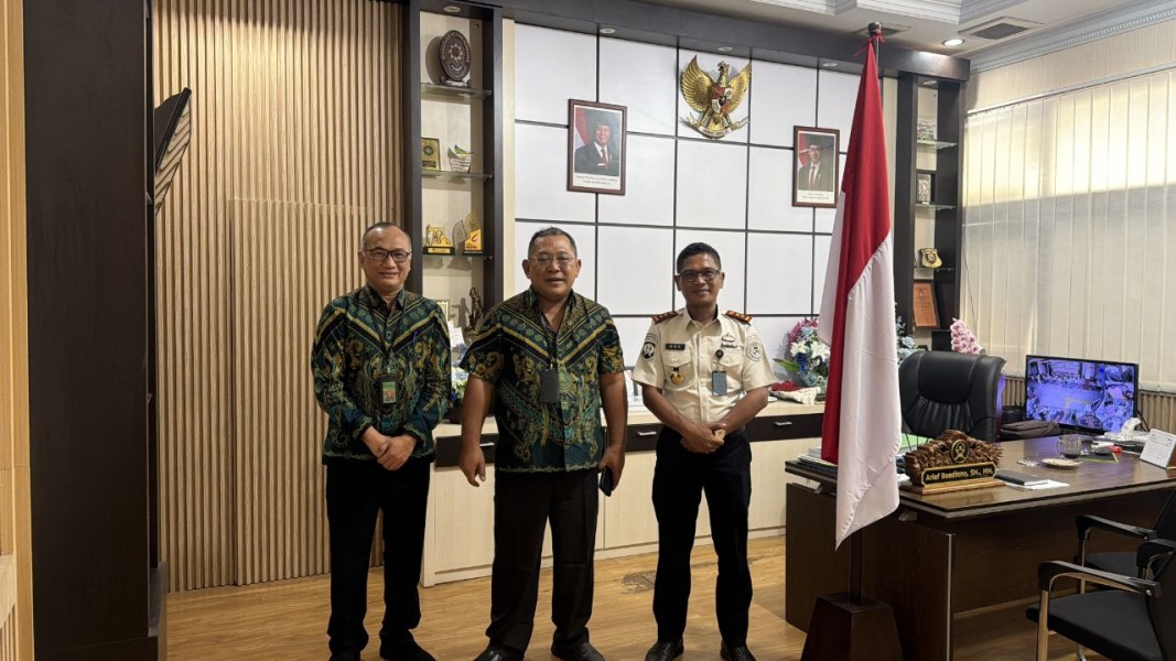Perkuat Sinergi, Kalapas Kelas IIA Pekanbaru Jalin Koordinasi dengan BNN dan Pengadilan Negeri