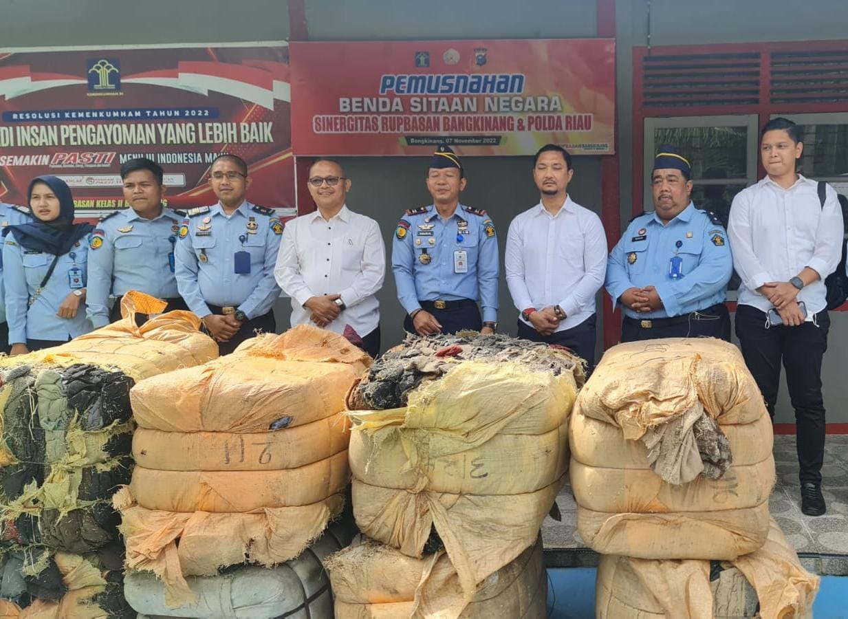 RUPBASAN Bangkinang Musnahkan Barang Bukti Titipan Polda Riau
