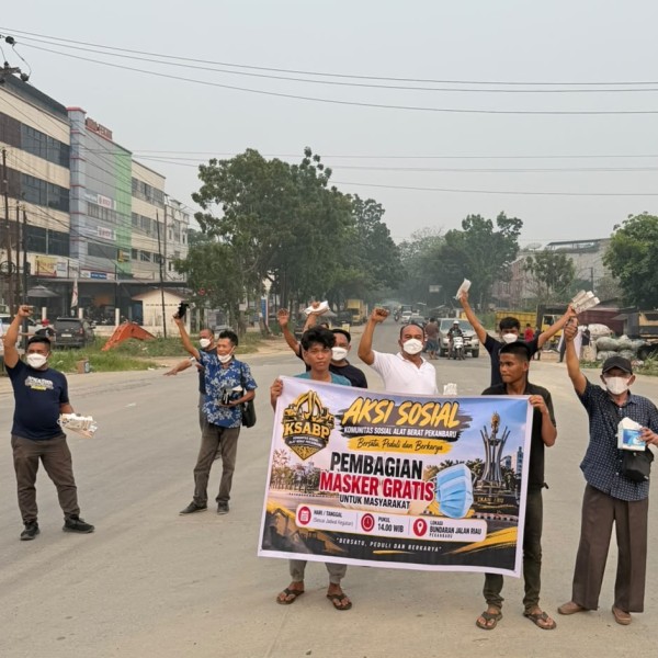 Peduli Warga di Tengah Kabut Asap, KSABP Bagikan 3.000 Masker Gratis di Pekanbaru