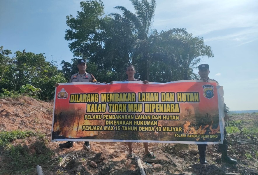“Jaga Kelestarian Alam, Polsek Bandar Sei Kijang Laksanakan Patroli Karhutla”