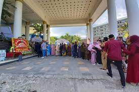 Antrean Panjang Diacara Resepsi Pernikahan Putri Wagub Kaltim, Dianggap Langgar Prokes