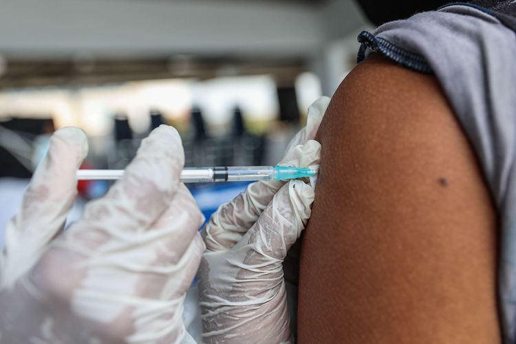 Pemerintah Tegaskan Tetap Beri Vaksinasi Covid-19 Gratis