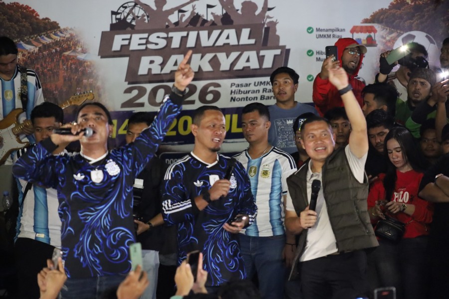 Pangdam Kodam XIX Tuanku Tambusai Bersama Masyarakat Semarakkan Penutupan Festival Rakyat Nusantara 2026
