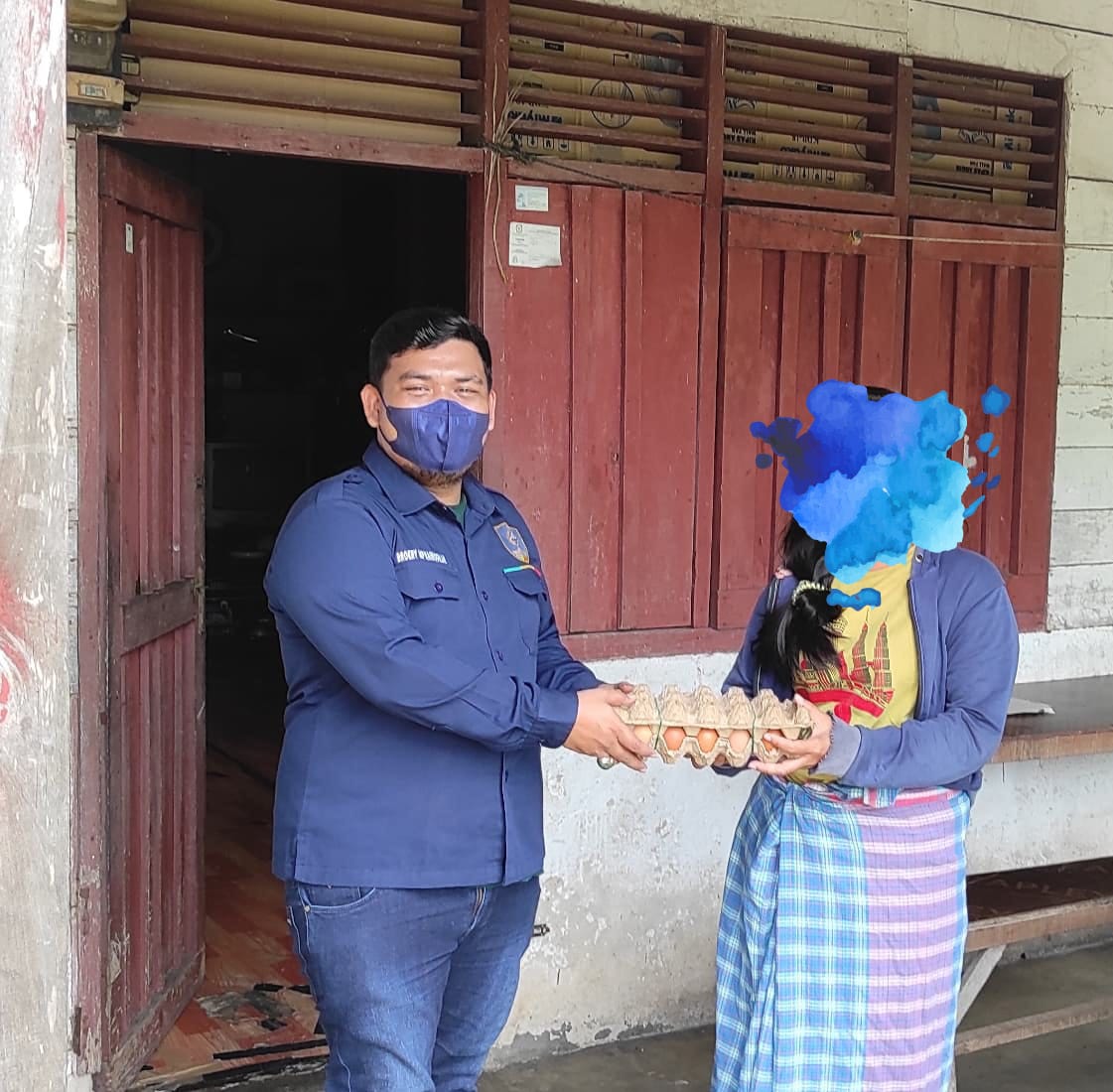 Barisan Muda Riau Bersama Bank Riau Kepri Berbagi 100 Paket  Sembako Kepada Masyarakat Terdampak Covid - 19