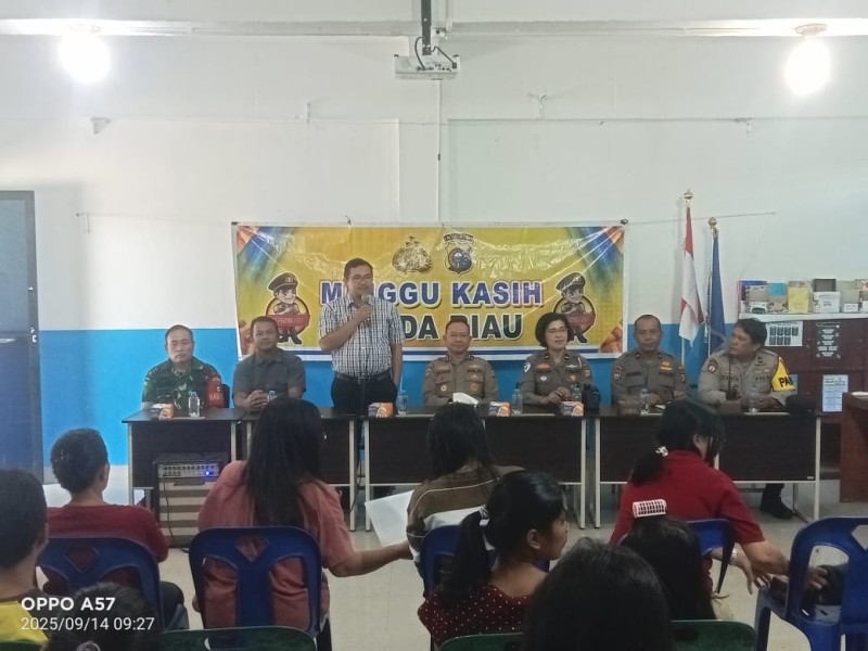 Polda Riau dan Polresta Pekanbaru Gelar Kegiatan Minggu Kasih di Gereja Advent Sukajadi