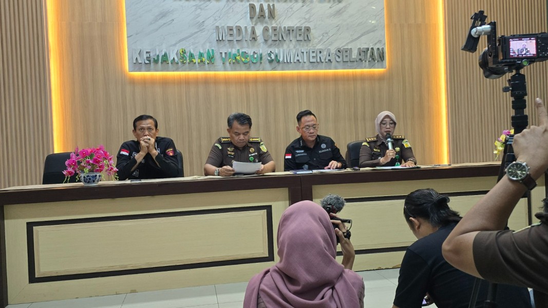 *Tersangka PB Mantan Dirjen Perkeretaapian Kemenhub RI Dipindahkan ke Rutan Klas I Palembang*