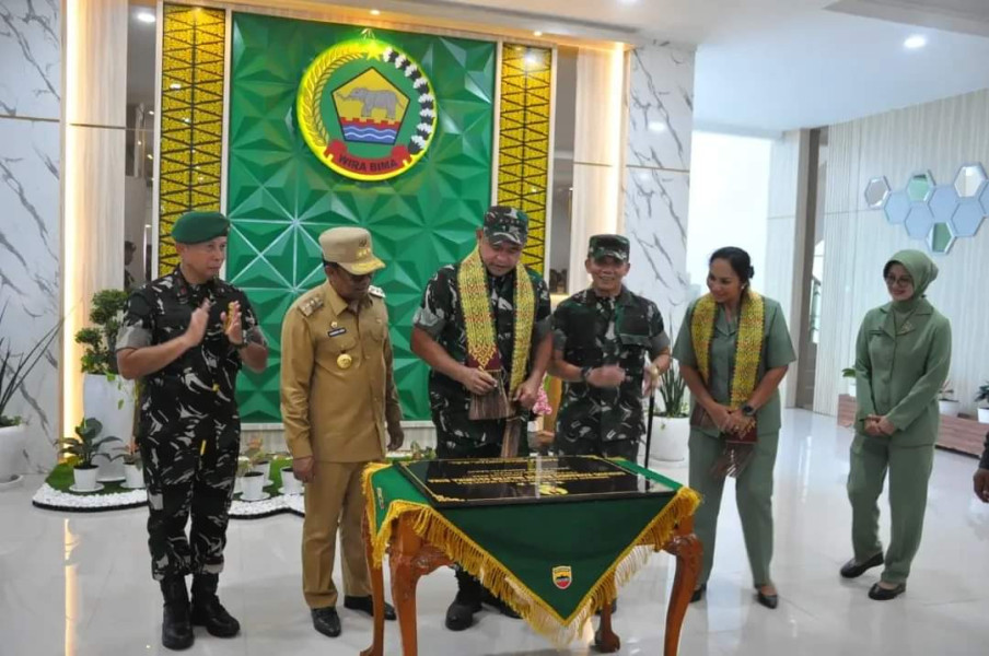 KASAD Jenderal TNI Maruli Simanjuntak Kunjungi Markas Korem 031/WB