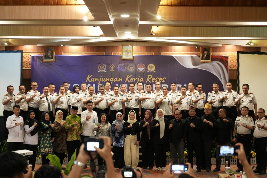Saat RDP Arisal Aziz Sudah Ingatkan Kakanwil Ditjenpas Riau Jangan Ada Lagi Napi Yang Kabur, Pulang RDP Napi Kabur di Lapas Pekanbaru Izin Berobat
