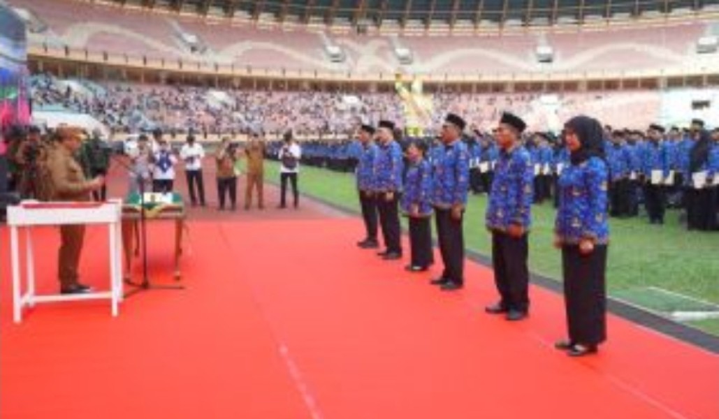 5.884 PPPK Resmi Dilantik, Gubri Tekankan Profesionalisme dan Pelayanan Publik
