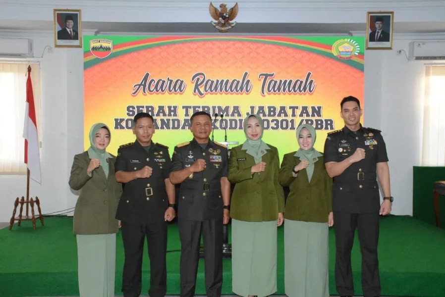 Danrem 031/Wira Bima Pimpin Sertijab Dandim 0301/Pekanbaru