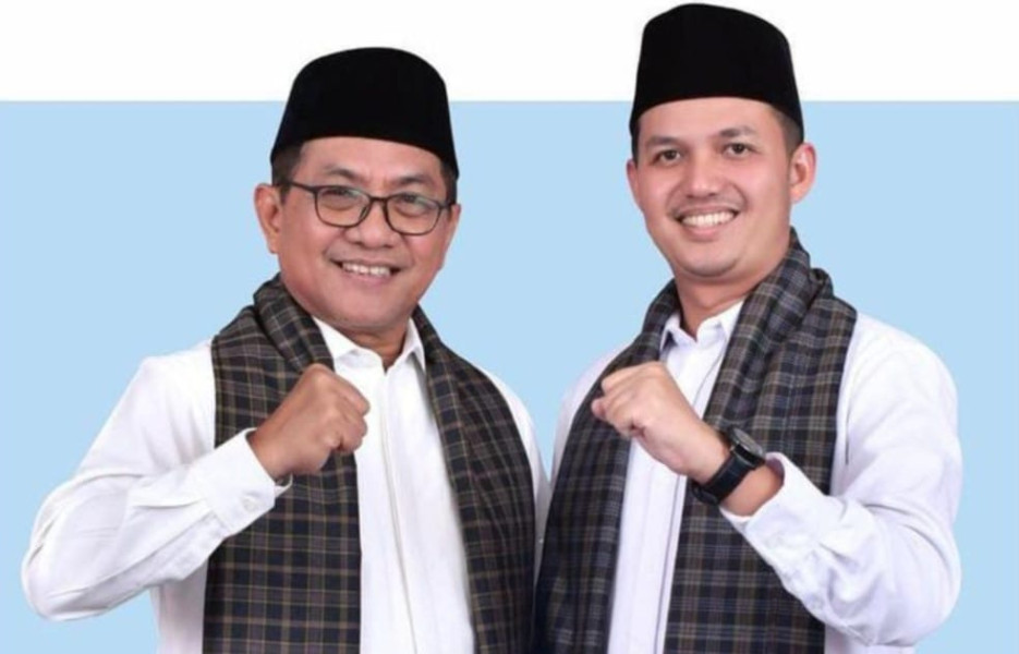 Jhon Kenedy Aziz - Rahmat Kalahkan Bupati Incumbent Kabupaten Padang Pariaman Suhatri Bur