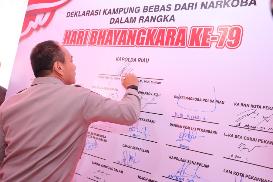 Deklarasi Kampung Bebas Narkoba di Kampung Dalam Pekanbaru