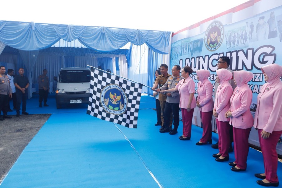 Teluk Kenidai Kini Punya Harapan Baru, Kapolda Riau Resmikan SPPG Bhayangkari, Kapolres Kampar: 'Generasi Sehat, Indonesia Kuat