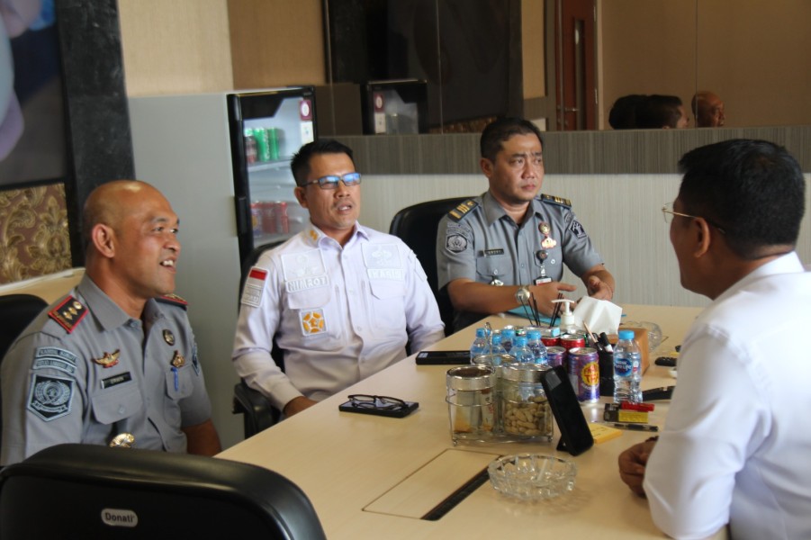 Kalapas Kelas IIA Pekanbaru Erwin Kunjungi 2 Direktorat di Polda Riau, Erwin : Silaturahmi ini Perintah Menteri IMIPAS