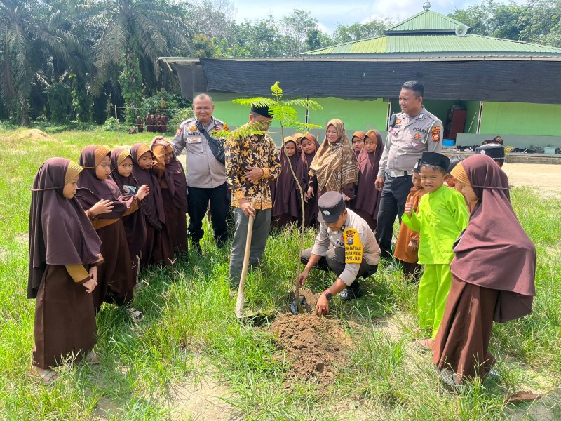 *Polsek Bandar Sei Kijang Laksanakan Sosialisasi Program GREEN POLICING*