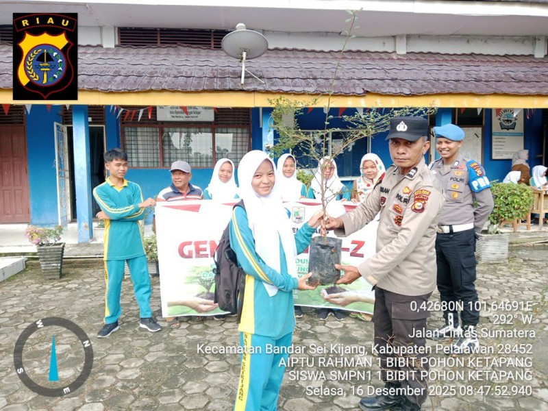 Polsek Bandar Sei Kijang Laksanakan Penanaman Bibit Pohon dalam Rangka Green Policing