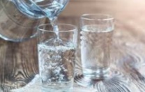 Ini Lima Manfaat Minum Air Putih Setelah Bangun Tidur