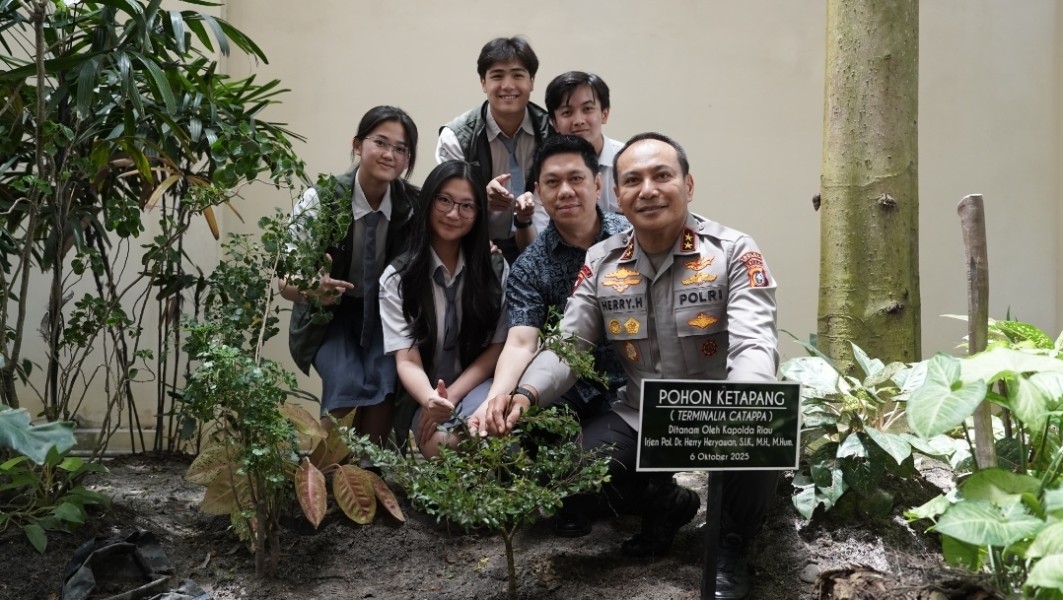 Polda Riau Gelar Workshop Green Policing untuk 311 Ketua OSIS se-Riau dan Penanaman 21.000 Pohon