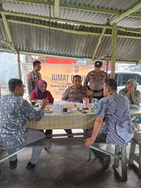 Dengarkan Keluhan Warga, Polsek Bandar Sei Kijang Gelar Jumat Curhat di Warung Sarapan Bude Darti