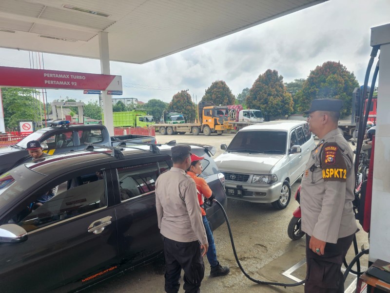 Polsek Bandar Sei Kijang  Kembali Laksanakan KRYD di SPBU, Mencegah Penyalahgunaan BBM Bersubsidi 