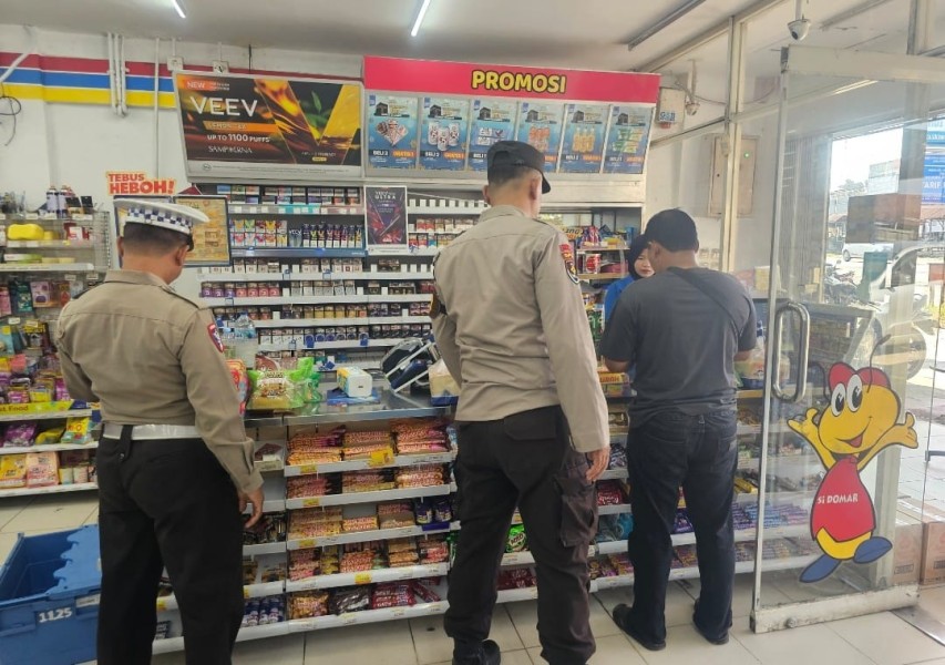 Polsek Bandar Sei Kijang Laksanakan KRYD Meningkatkan Keamanan dan Ketertiban