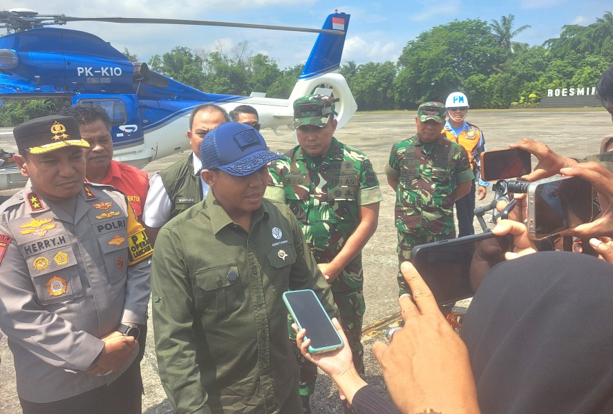 Pangdam I/BB Dampingi Menteri Kehutanan Tinjau Karhutla di Riau