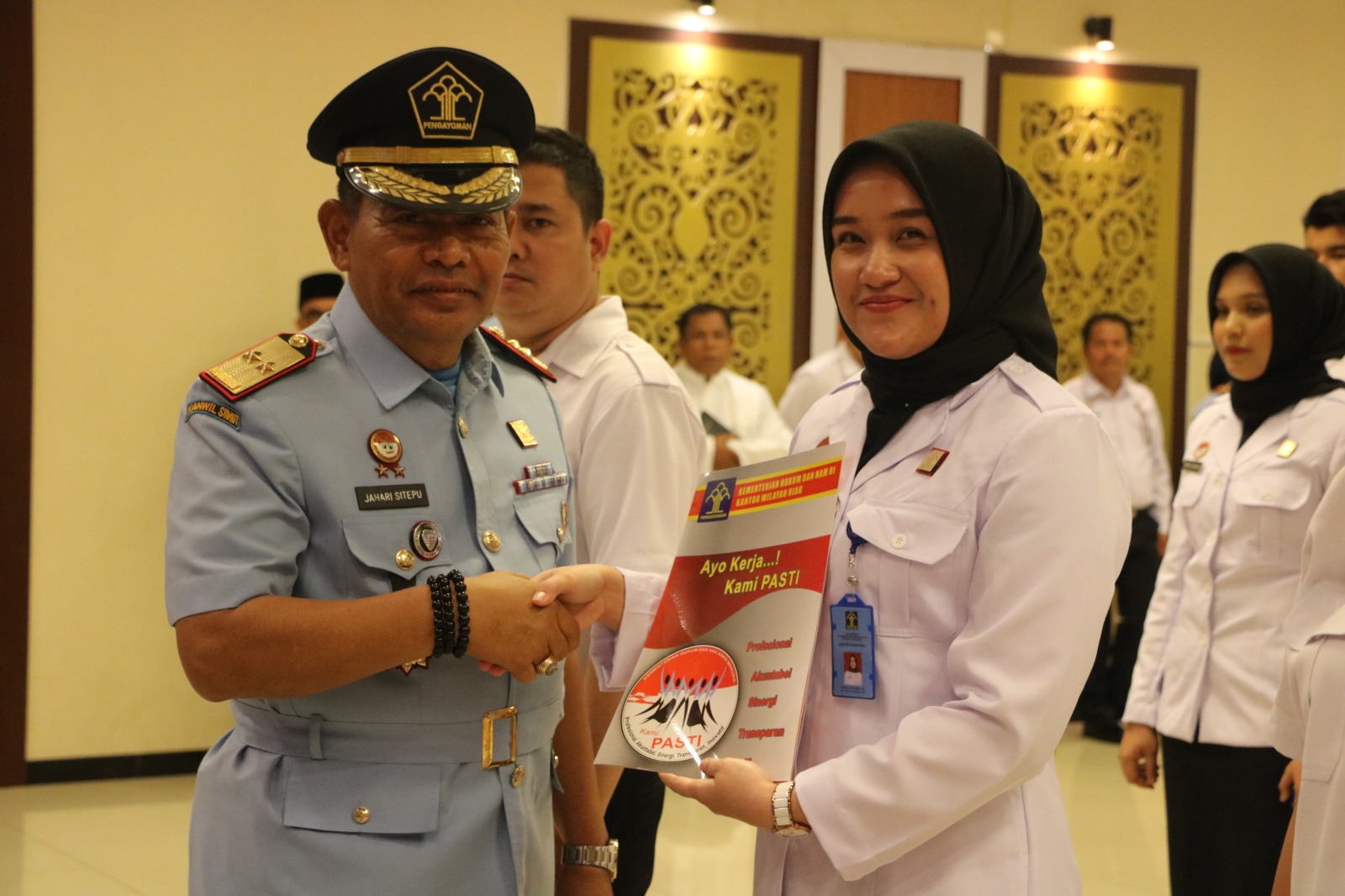 101 ASN Kemenkumham Riau Dilantik Jadi PNS Hari Ini Bersama PPNS, Notaris Dan MPDN