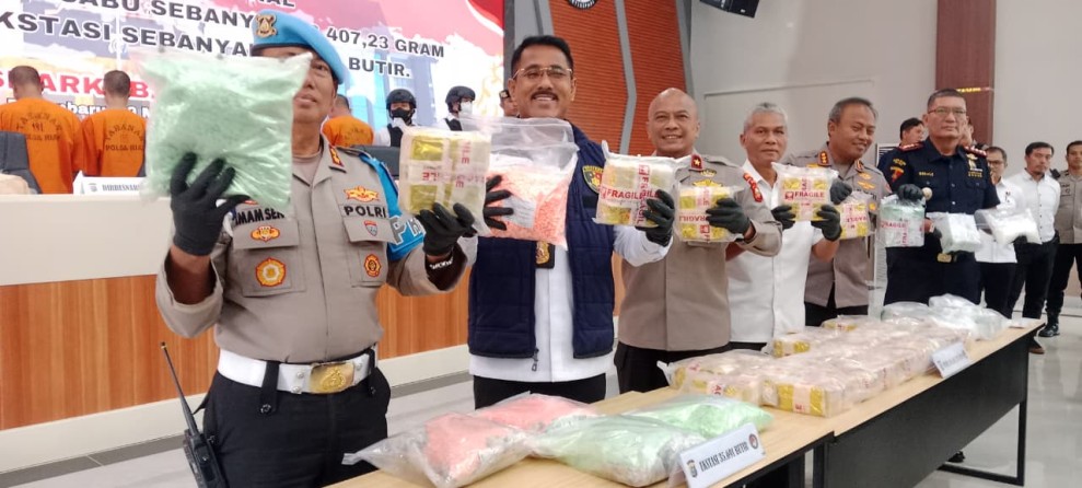 Gabungan Polda Riau dan Bea Cukai Berhasil Gagalkan Puluhan Kilo Sabu dan Ribuan Inex Masuk Ke Riau