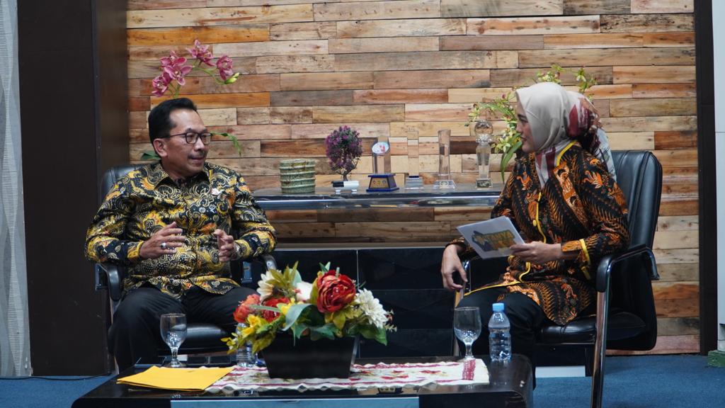 Wakajati Riau Jadi Narasumber Kegiatan Tanya Jaksa Dengan Tema Restorative Justive