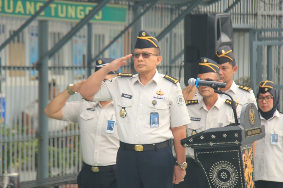 Teguhkan Nilai Pancasila sebagai Pemersatu Bangsa, Lapas Kelas IIA Pekanbaru Gelar Upacara Peringatan Hari Lahir Pancasila