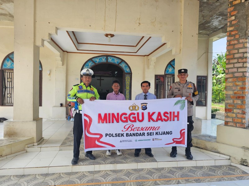 Jalin Toleransi Umat Beragama, Polsek Bandar Sei Kijang Gelar Minggu Kasih di Gereja GPDI Alfa Omega