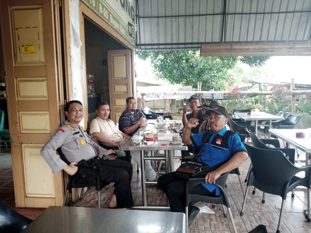 Bangun Sinergitas Dengan Media, Kapolsek Bagan Sinembah Ngopi Bareng Dengan Rekan Media
