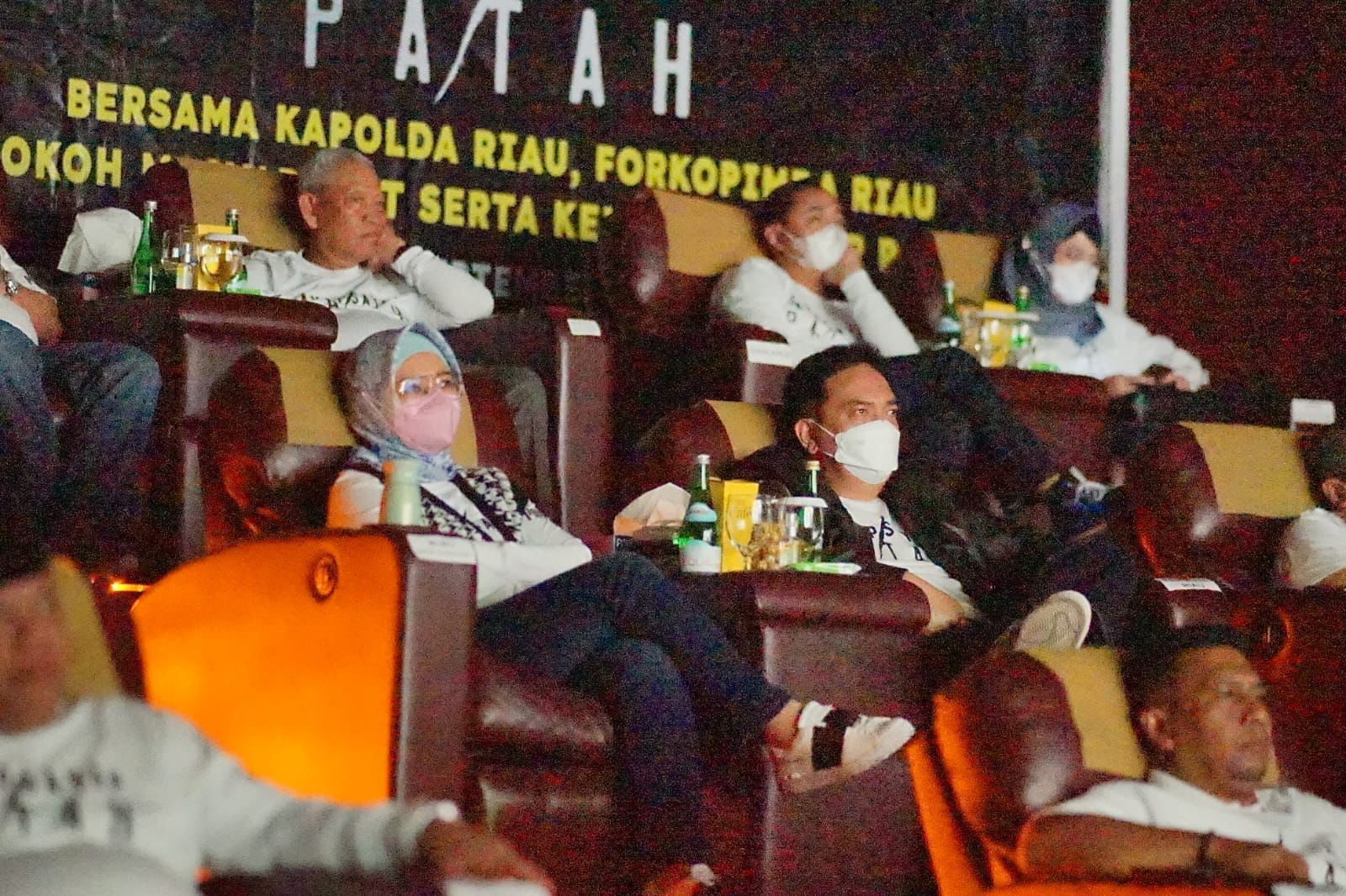 Polda Riau Gelar Nonton Bareng Film ‘Sayap Sayap Patah’, Seru